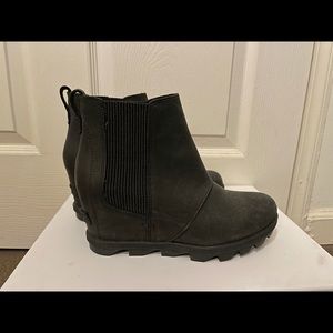 Black Sorel Joan of Arctic Wedge II Chelsea Bootie